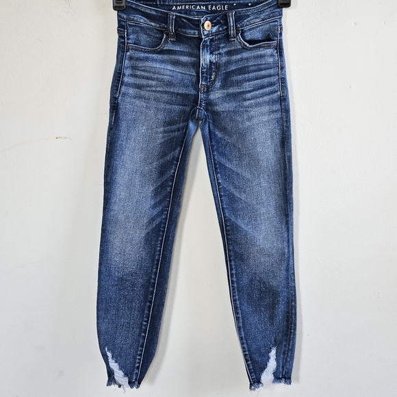 American Eagle Outfitters Denim - AMERICAN EAGLE CROP JEGGINGS  SIZE 0